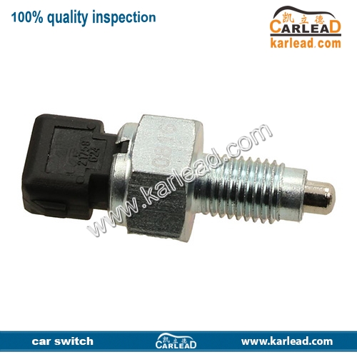 020945415A, Interruptor da Luz do Freio